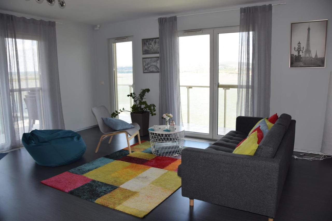 Panorama Apartman Velence Exterior photo