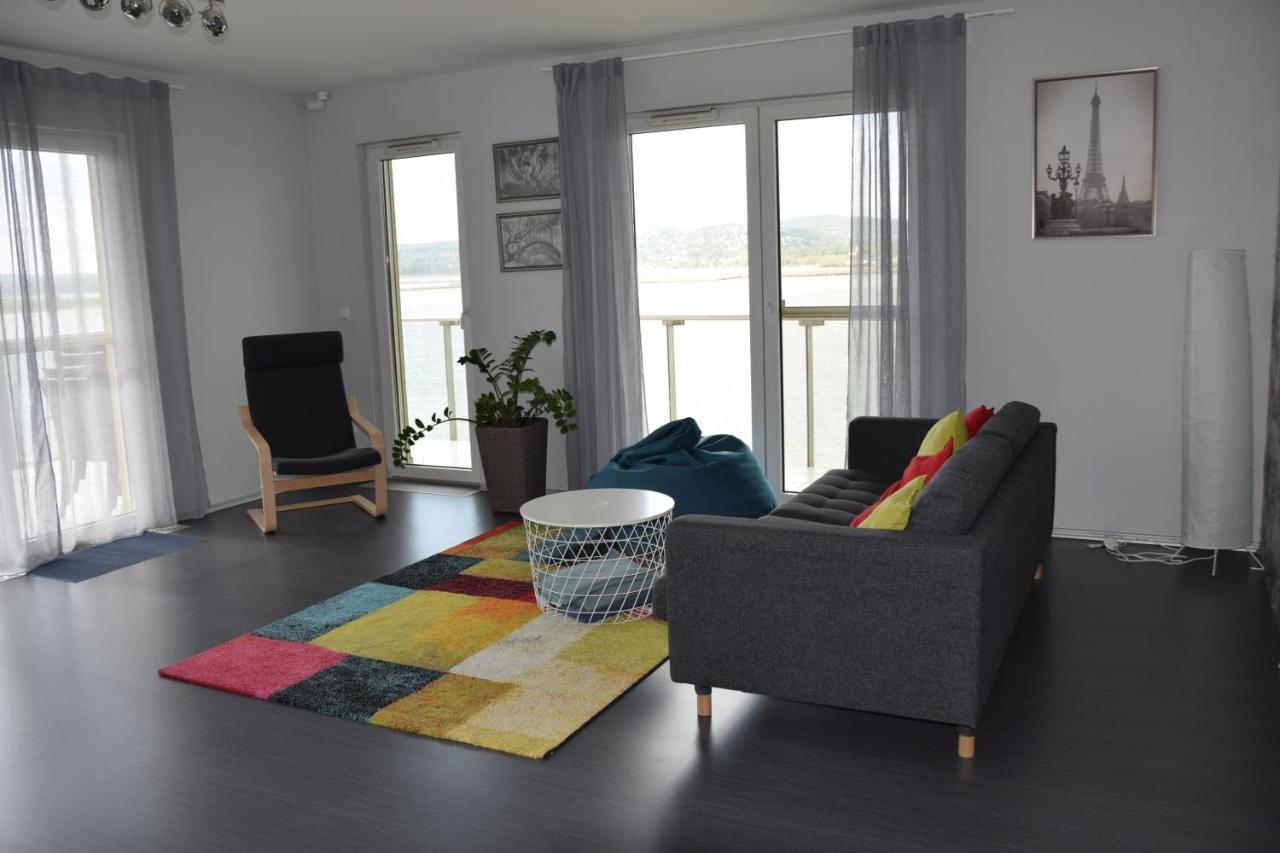 Panorama Apartman Velence Exterior photo